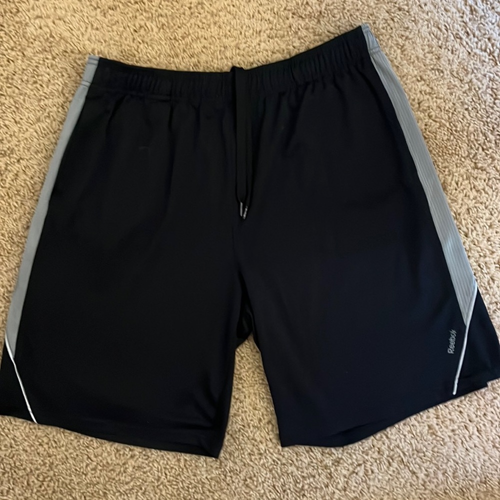 Mens Reebok athletic shorts size XL